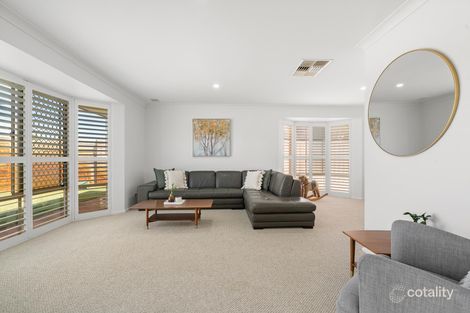 Property photo of 17 Crossland Way Kardinya WA 6163