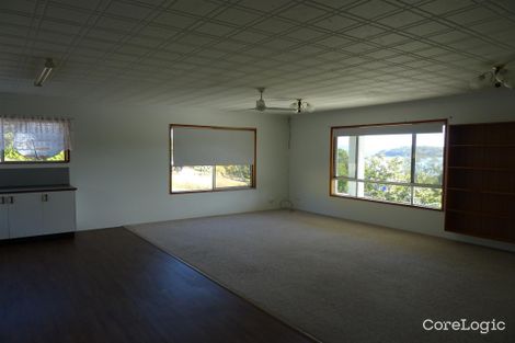 Property photo of 2 Sunset Drive Sarina Beach QLD 4737