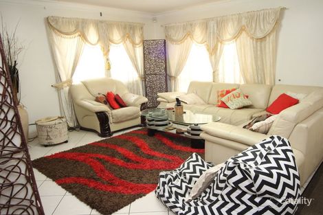 Property photo of 2 Tanna Place Prestons NSW 2170