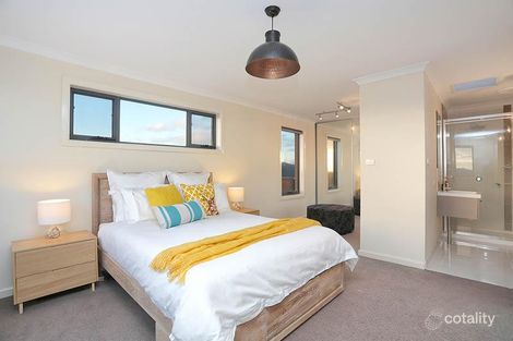 Property photo of 15 Lily Way Skye VIC 3977