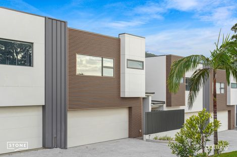 2/74 Robsons Rd, Keiraville, NSW 2500