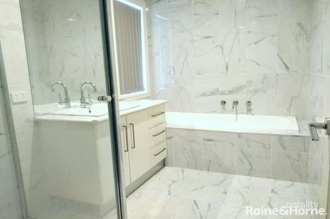 Property photo of 2/19 Curtin Street St Albans VIC 3021