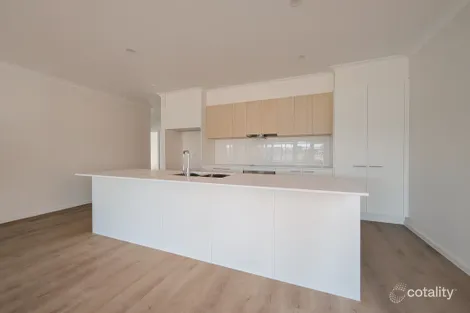 12 Heirloom Way, Swan Hill, VIC 3585