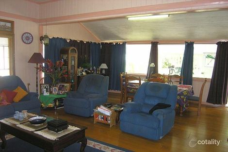 Property photo of 23 Fifth Avenue Sandgate QLD 4017