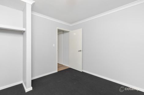 Property photo of 30 Hayeswater Circuit Waikiki WA 6169