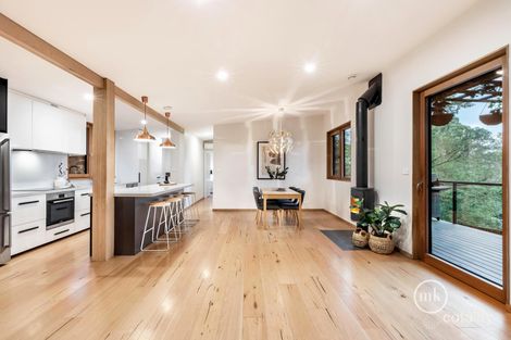 Property photo of 2 Shalbury Avenue Eltham VIC 3095