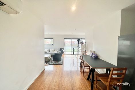 Property photo of 2/16 Shepparson Avenue Carnegie VIC 3163