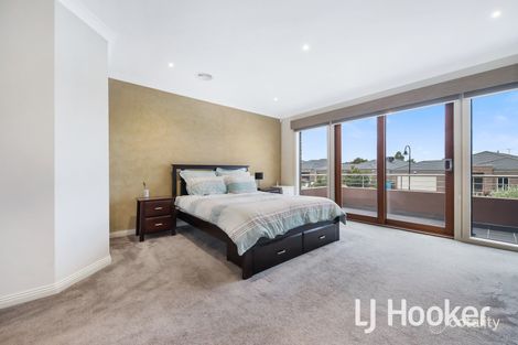 Property photo of 25 Balladonia Gum Circuit Lyndhurst VIC 3975