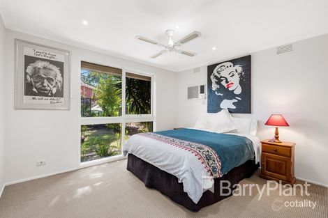 Property photo of 16 Wolangi Court Greensborough VIC 3088