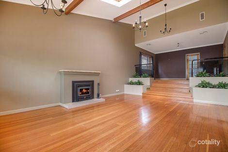 Property photo of 3 Grevillea Close Bossley Park NSW 2176