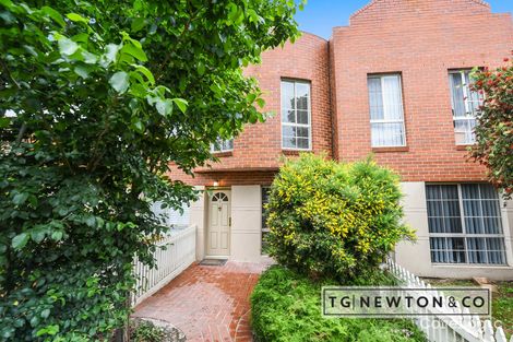 Property photo of 5/2A Cameron Road Essendon VIC 3040