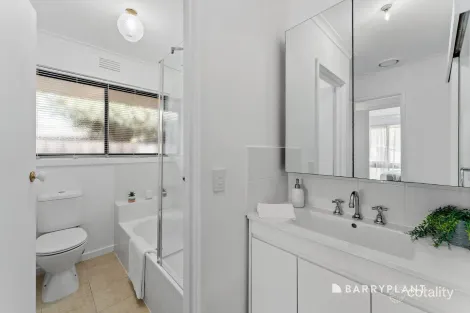 Property photo of 65 Cameron Parade Bundoora VIC 3083