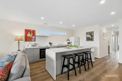 Property photo of 19 Giles Street Encounter Bay SA 5211