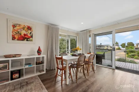 Property photo of 19 Giles Street Encounter Bay SA 5211