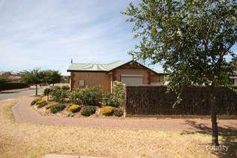 Property photo of 2 Bahloo Avenue Mitchell Park SA 5043
