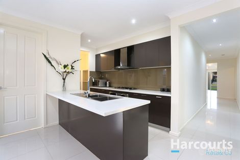 Property photo of 40 Whitebark Street Wollert VIC 3750