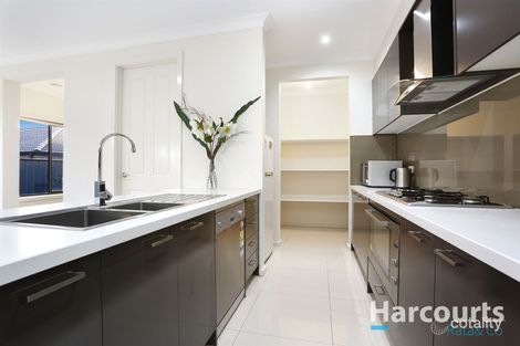 Property photo of 40 Whitebark Street Wollert VIC 3750