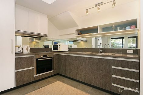 Property photo of 9/59 Breaksea Drive North Coogee WA 6163