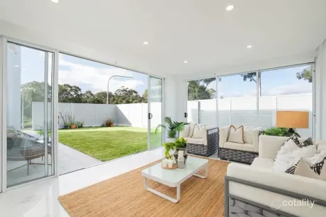 Property photo of 2 Harrison Close Kellyville NSW 2155