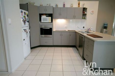 Property photo of 40 Mount Low Parkway Mount Low QLD 4818