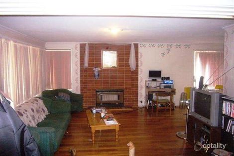 Property photo of 11 Berberis Crescent Frankston VIC 3199
