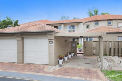 8103 Magnolia Gardens Ct, Hope Island, QLD 4212