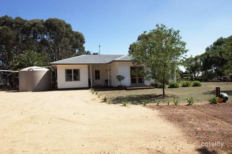 752 Kurweeton Larra Rd, Derrinallum, VIC 3325