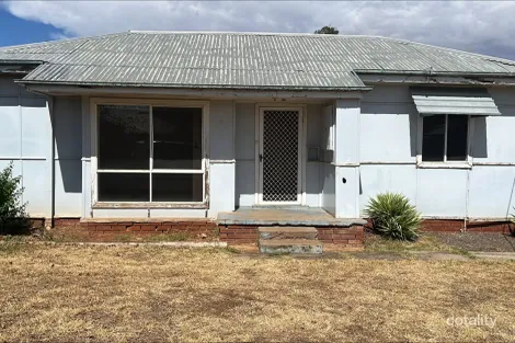 52 Howard St, Peak Hill, NSW 2869