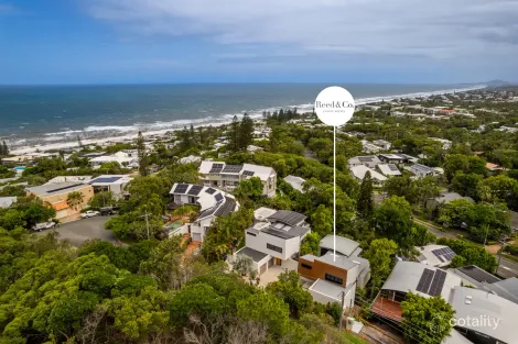 Property photo of 2/3 Parkedge Road Sunshine Beach QLD 4567