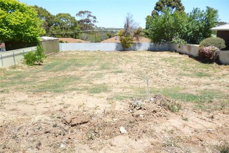 Property photo of 18 George Avenue Hackham SA 5163