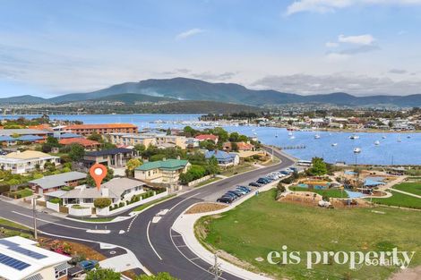 Property photo of 32 Esplanade Lindisfarne TAS 7015