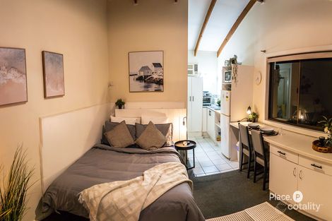 Property photo of 9/158 Greencamp Road Wakerley QLD 4154