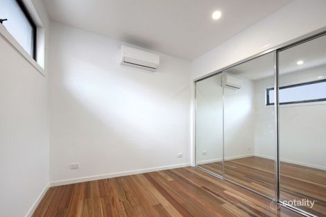 Property photo of 3/3 Burns Avenue Clayton South VIC 3169