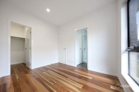 Property photo of 3/3 Burns Avenue Clayton South VIC 3169