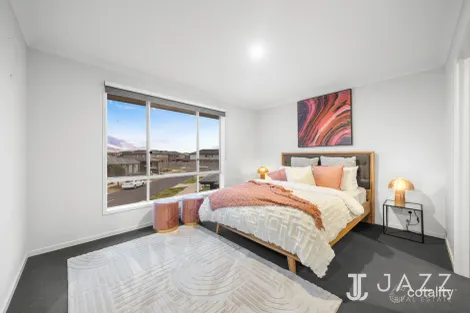 Property photo of 90 Bruckner Drive Point Cook VIC 3030