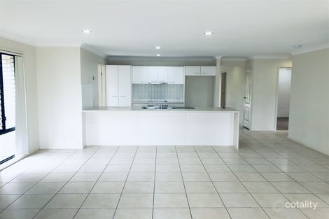 Property photo of 8 Arcadia Boulevard Pimpama QLD 4209