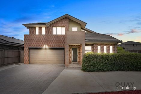 7 St Luke Way, Carnes Hill, NSW 2171