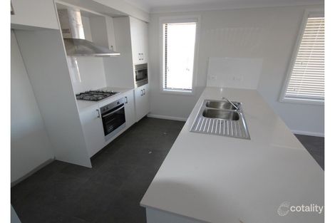 15 Dinant Rd, Edmondson Park, NSW 2174