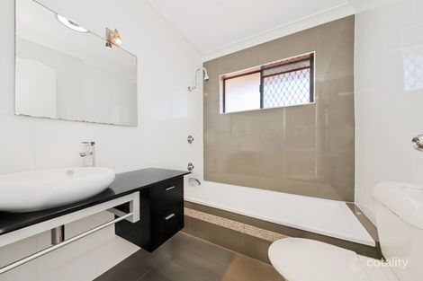 3 Monterey Ct, Broadbeach Waters, QLD 4218