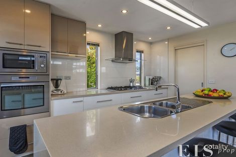 Property photo of 35 Corlacus Drive Kingston TAS 7050