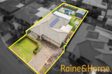 Property photo of 19 Cypress Point Drive Dubbo NSW 2830