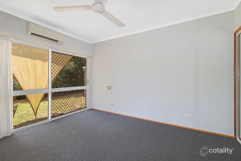 Property photo of 6 Summerhill Drive Mooroobool QLD 4870