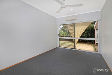 Property photo of 6 Summerhill Drive Mooroobool QLD 4870