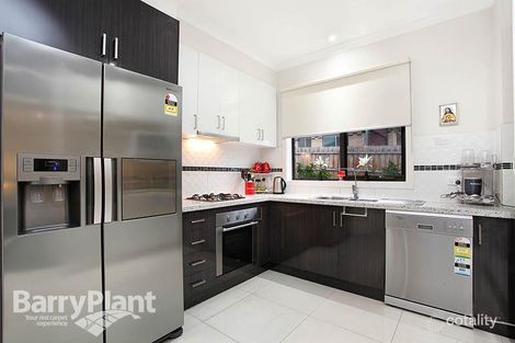 Property photo of 1/31 Ellt Crescent Noble Park VIC 3174