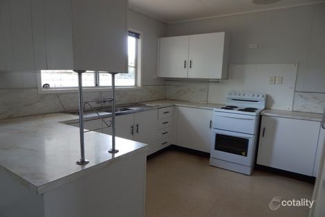 Property photo of 36 Spring Crescent Dysart QLD 4745