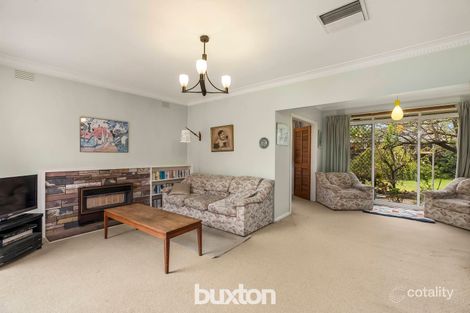 Property photo of 4 Kenjulie Drive Bentleigh East VIC 3165