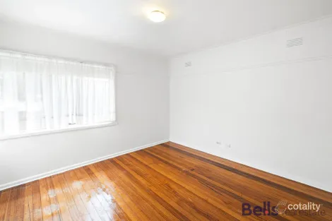 Property photo of 10 Moira Street Sunshine VIC 3020
