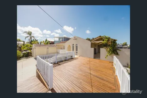 Property photo of 32 Frigate Crescent Yanchep WA 6035