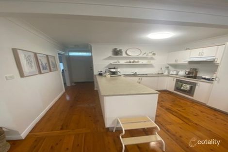 Property photo of 2/50 Robertson Street Coniston NSW 2500