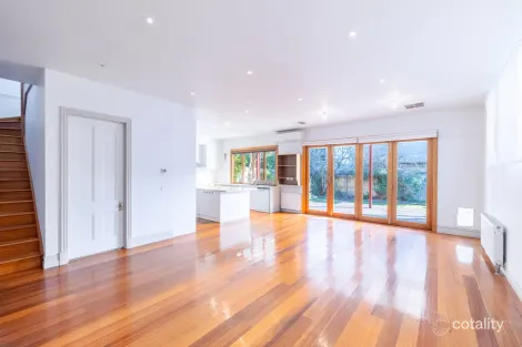 Property photo of 9 Downing Street Oakleigh VIC 3166
